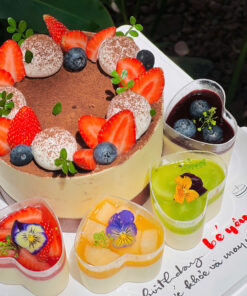 Set Bánh Sinh Nhật Mix Vị Trái Cây – Dâu Tây, Nho, Cherry, Socola & Chanh Dây. Sự Kết Hợp Hoàn Hảo Panna Cotta & Tiramisu tại Archi cake