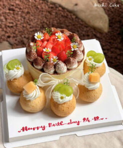 Bánh sinh nhật mix su kem trái cây tươi với dâu tây, cherry, nho, dưa lưới, hạnh nhân kết hợp bánh sinh nhật lớn mix su kem – đa dạng hương vị, đẹp mắt tại archi cake