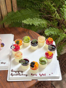 Bánh sinh nhật panna cotta mềm tan, ngọt dịu, không gây ngấy tại Archi Cake