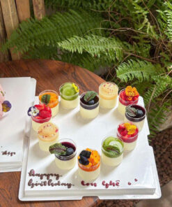 Bánh sinh nhật panna cotta mềm tan, ngọt dịu, không gây ngấy tại Archi Cake