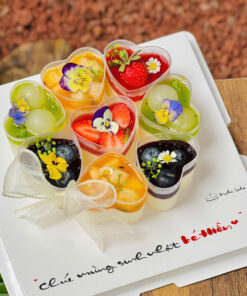 Bánh sinh nhật panna cotta mềm tan, ngọt dịu, không gây ngấy tại Archi Cake