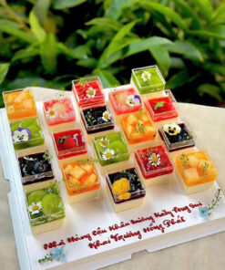 Bánh sinh nhật panna cotta mềm tan, ngọt dịu, không gây ngấy tại Archi Cake
