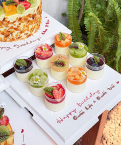 Bánh sinh nhật panna cotta mềm tan, ngọt dịu, không gây ngấy tại Archi Cake