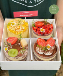 Mousse và tiramisu dạng hũ mix
